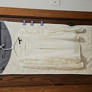 White House Black Market | Medium | Women's Lace Blouse